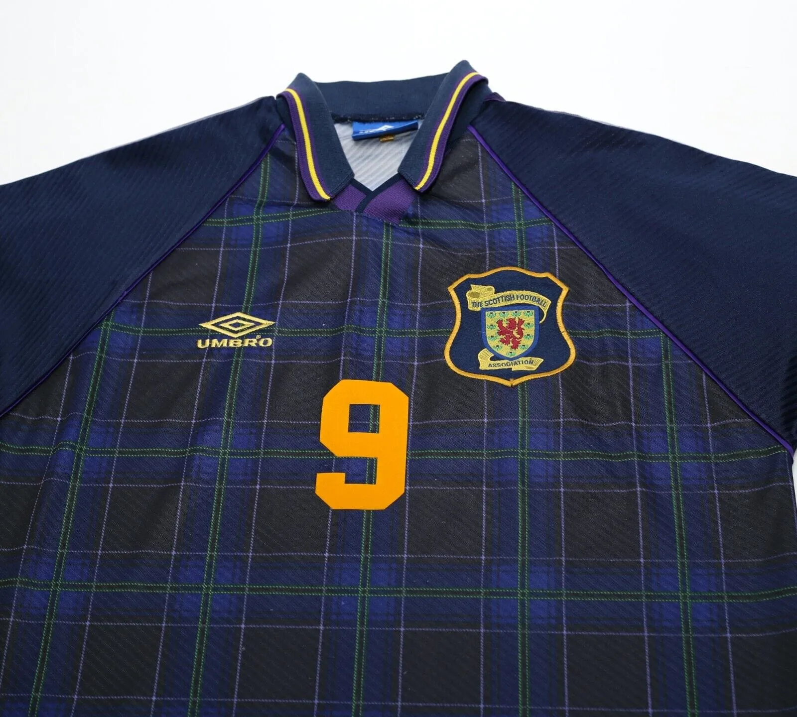 1994/96 McCOIST #9 Scotland Vintage Umbro Home Football Shirt (L) Euro 96