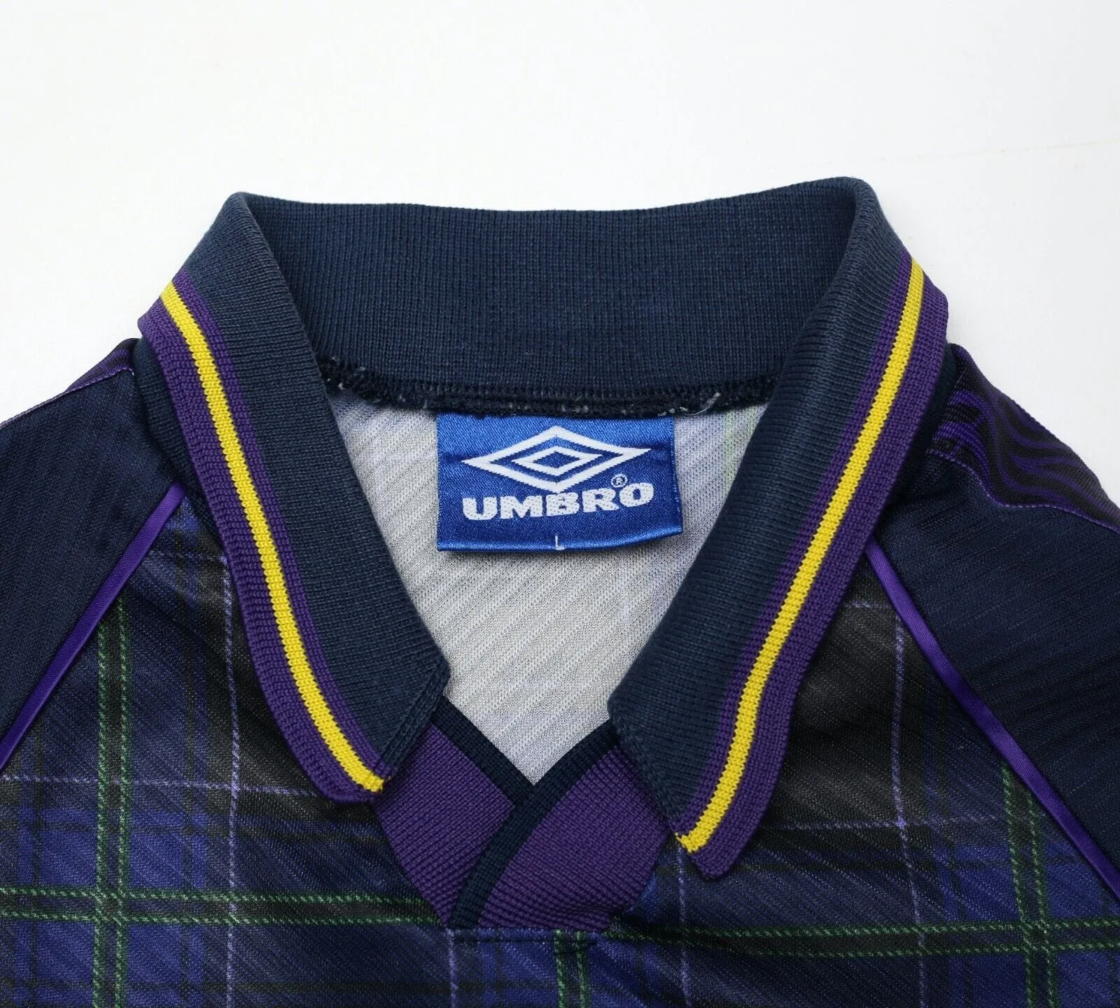 1994/96 McCOIST #9 Scotland Vintage Umbro Home Football Shirt (L) Euro 96