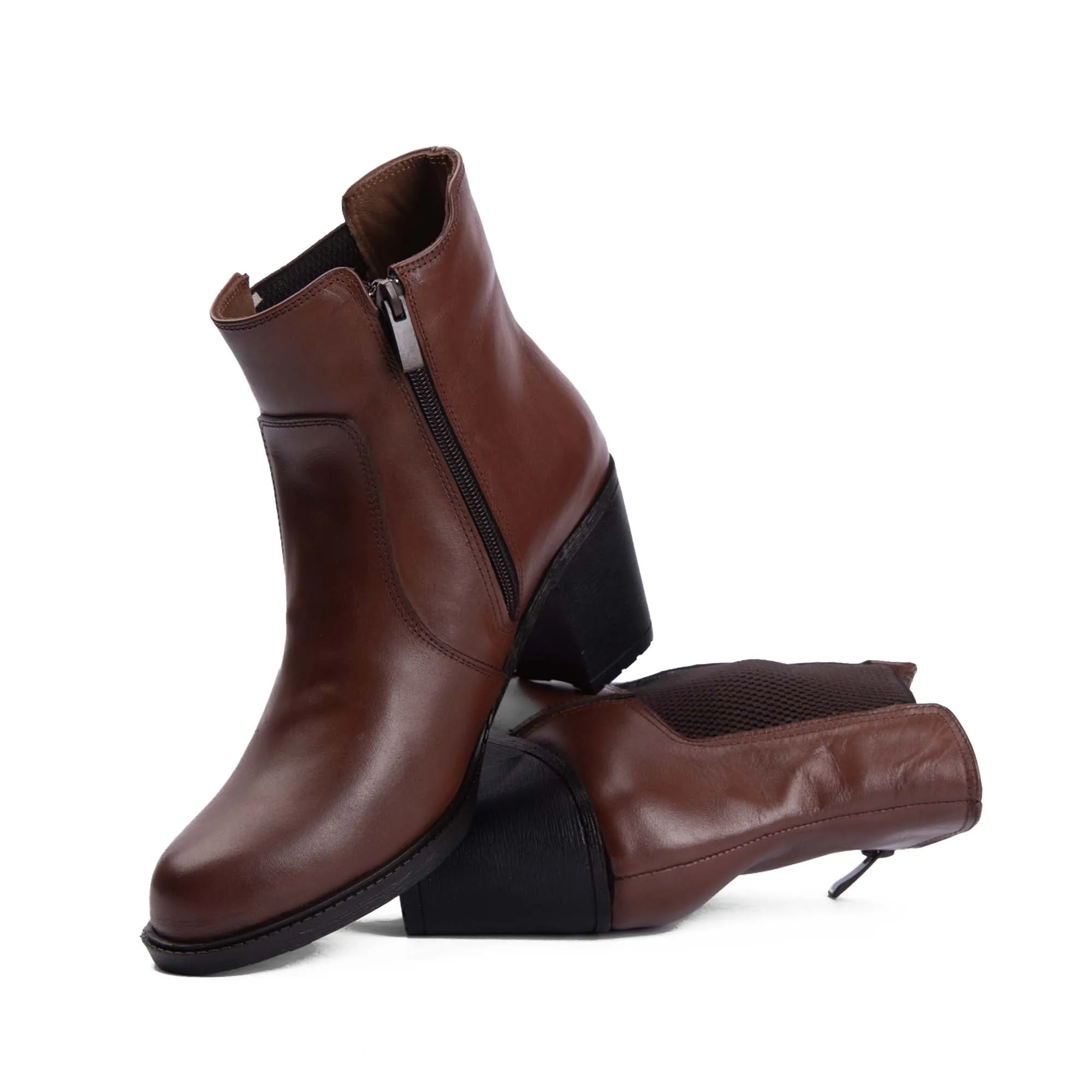 Brio Brown Easton Natural Leather Chelsea Boot