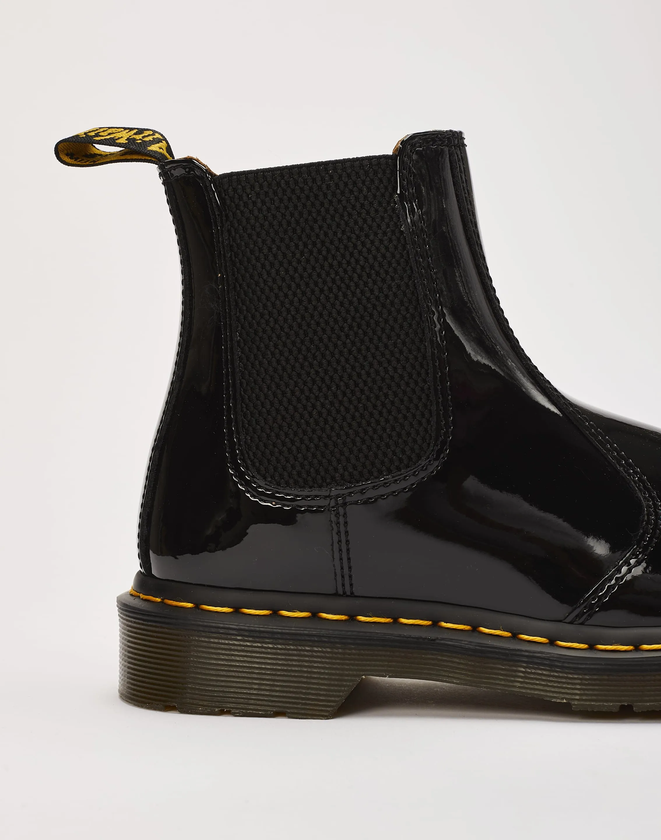 Dr. Martens 2976 Chelsea Boots