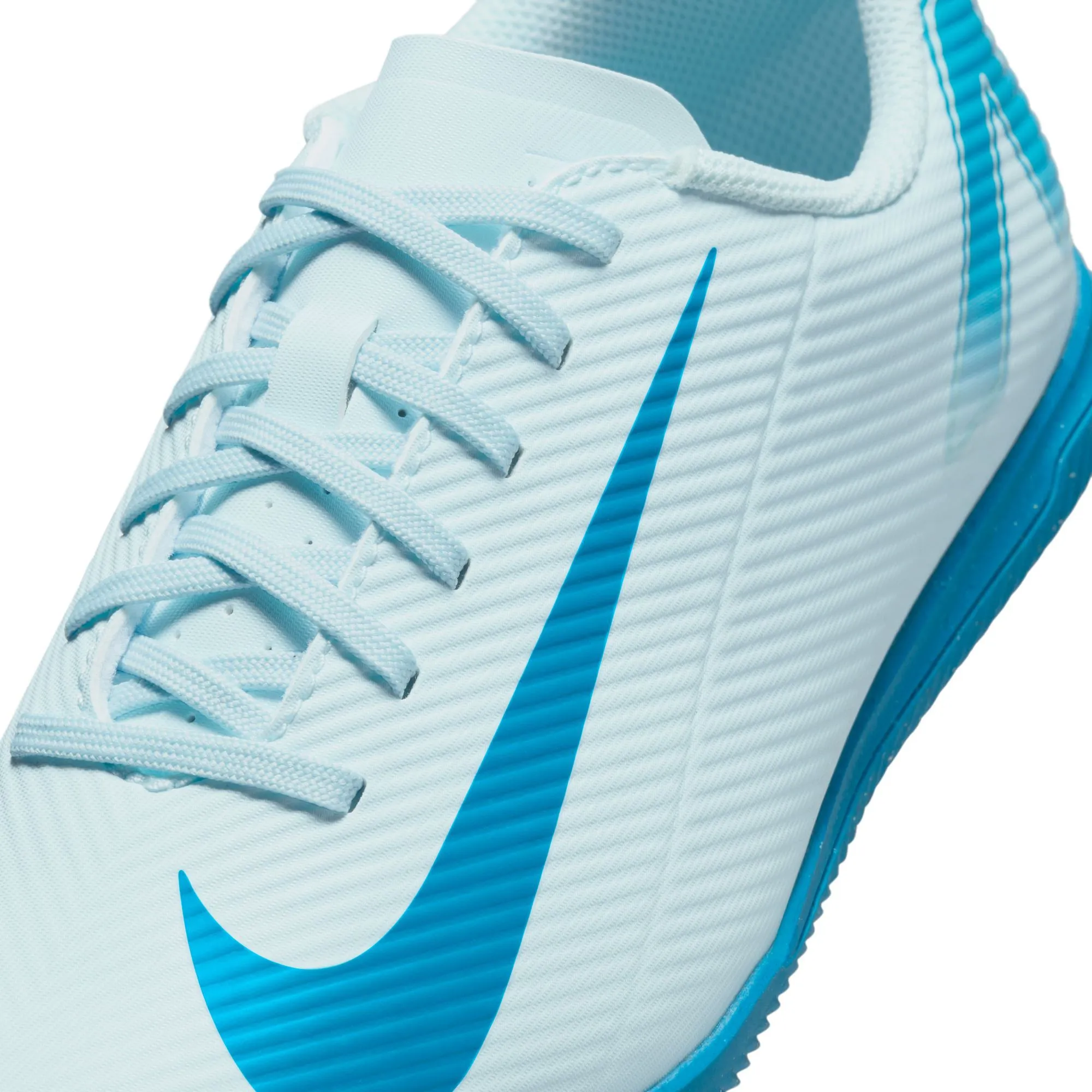 Jr. Mercurial Vapor 16 Club Little/Big Kids' IC Low-Top Football Shoes