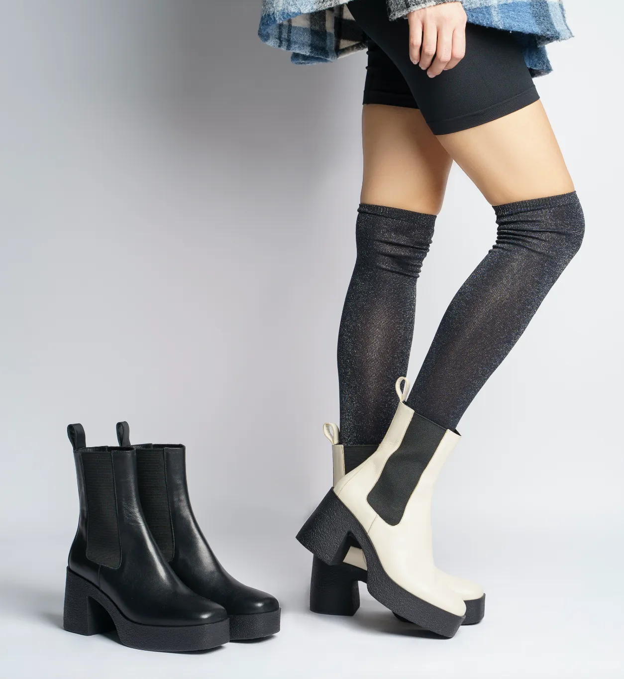 Momo Off White Leather Chelsea Boots