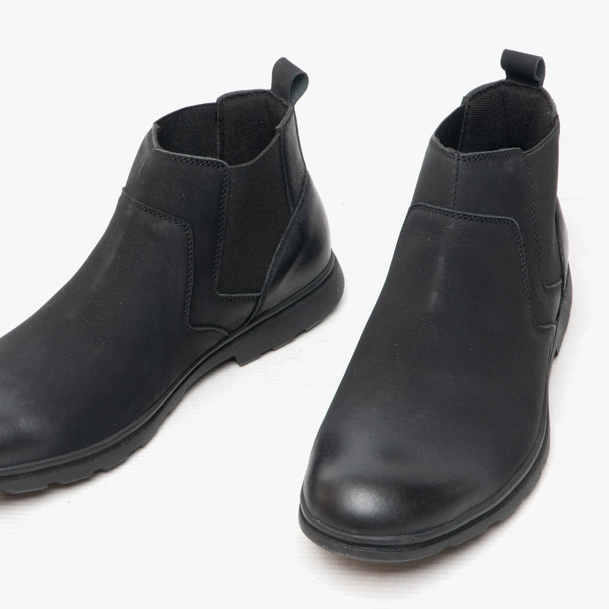 TYRONE Boys Nubuck Chelsea Boots Black