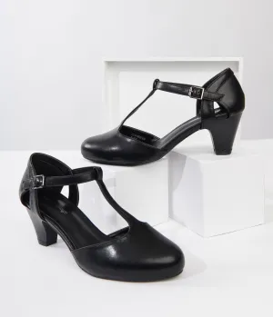 Unique Vintage 1920s Black Leatherette Closed Toe T-Strap Roxy Pumps