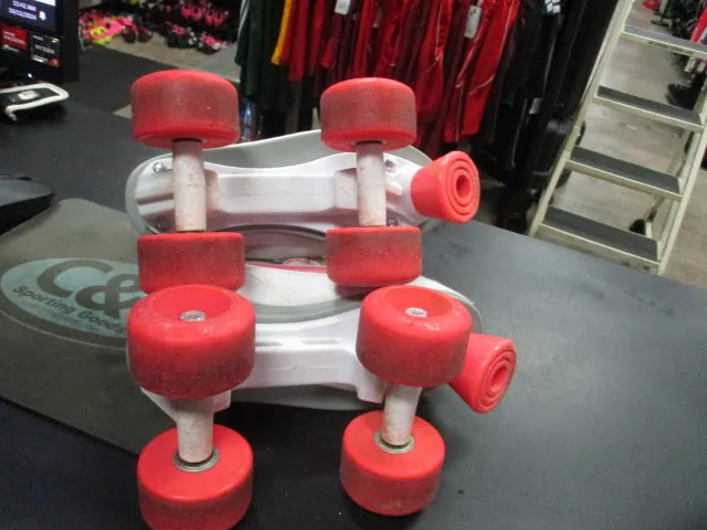 Used Firestar Rollerderry Size 1 Roller Skates (Missing both insoles)