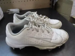 Used Nike Vapor Cleats Size 3.5